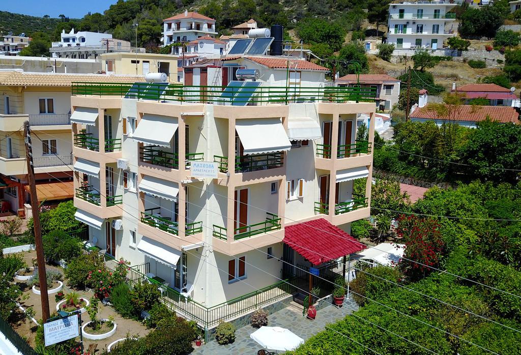 Matrona Apartments Poros Town Exterior foto